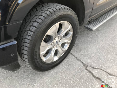 Pneu I-Pike, de Hankook